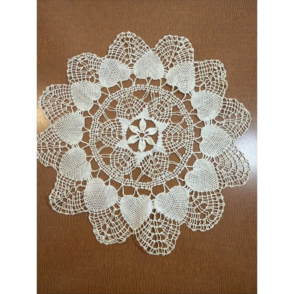 Vintage Style Heart Shape Hand Bobbin Lace Cotton White Doily 10